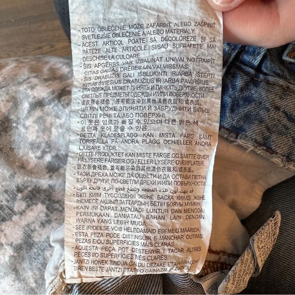 Zara High Rise Distressed Denim  Jean Shorts Size 8 Women's Blue Mom Cut Off EUC - Picture 11 of 16